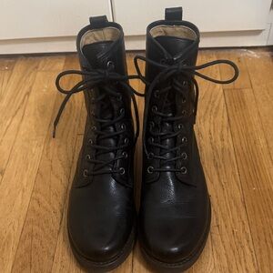 FRYE AND CO. Black Combat Boots
